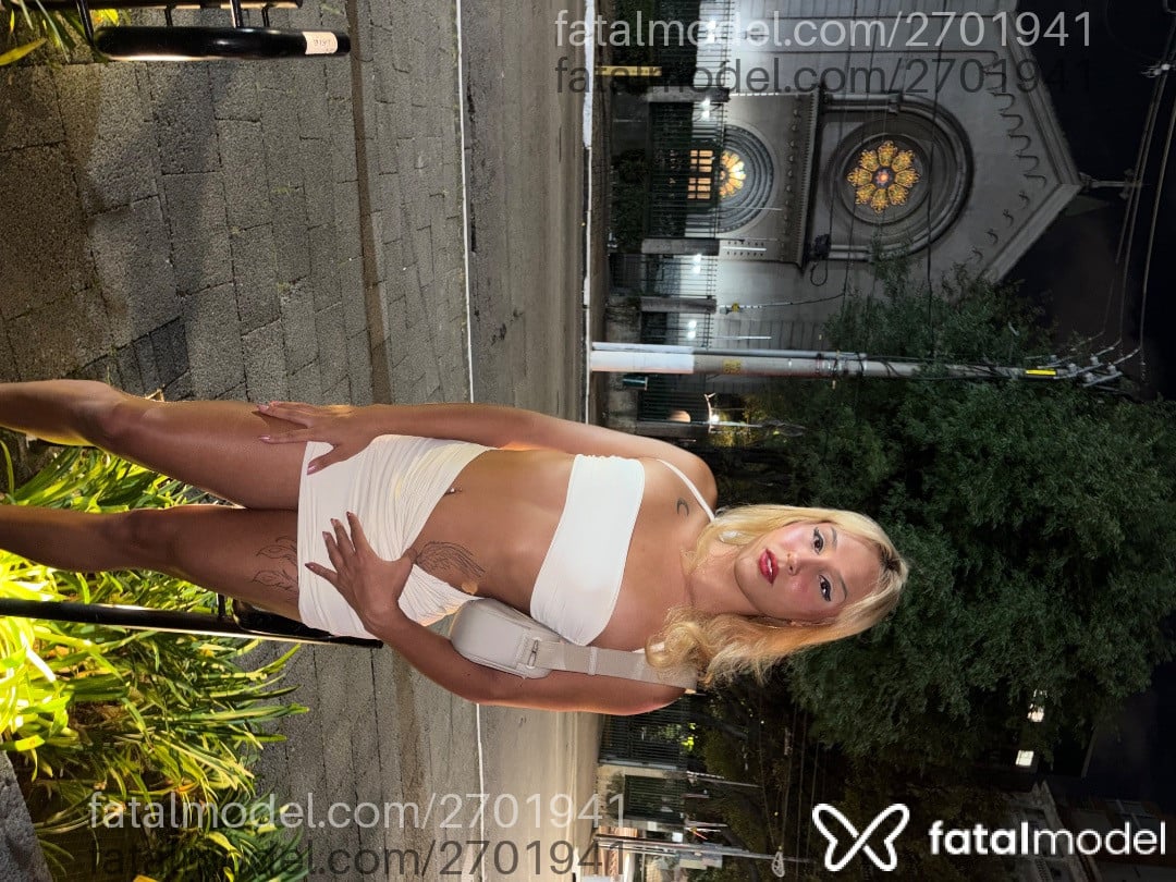 Acompanhante mulher trans loira (o) de olhos pretos em Guarulhos - Anne Antonela