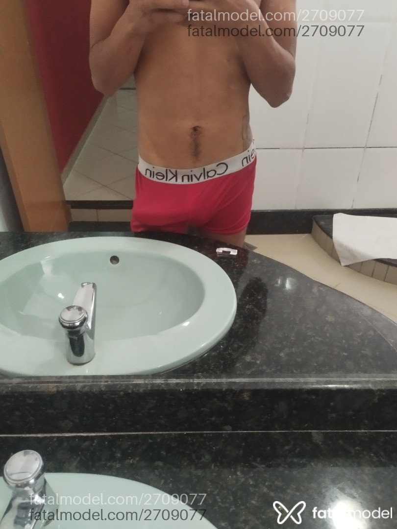 Acompanhante homem com cabelo castanho de olhos castanhos em Pirapora Acompanhante homem com cabelo castanho de olhos castanhos em Pirapora - Kevin
