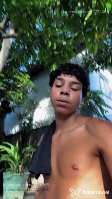 Acompanhante homem morena (o) de olhos pretos em Cabo Frio - Migezinho