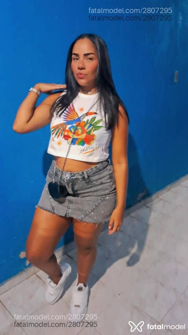 Acompanhante mulher morena (o) de olhos mel em Rio de Janeiro - Isis Becker