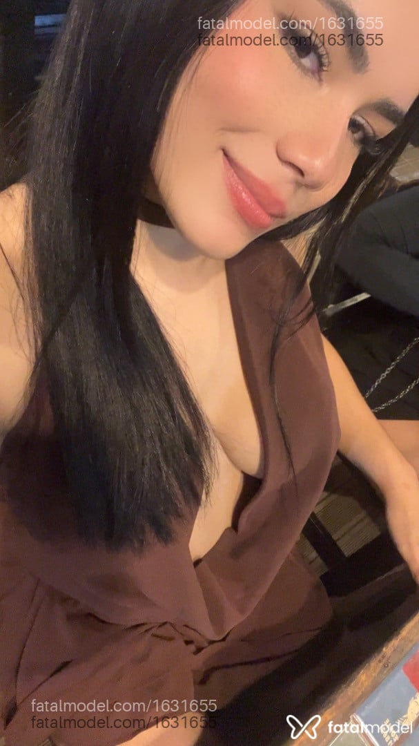Acompanhante mulher com cabelo castanho de olhos castanhos em Garanhuns Acompanhante mulher com cabelo castanho de olhos castanhos em Garanhuns - Haddassa