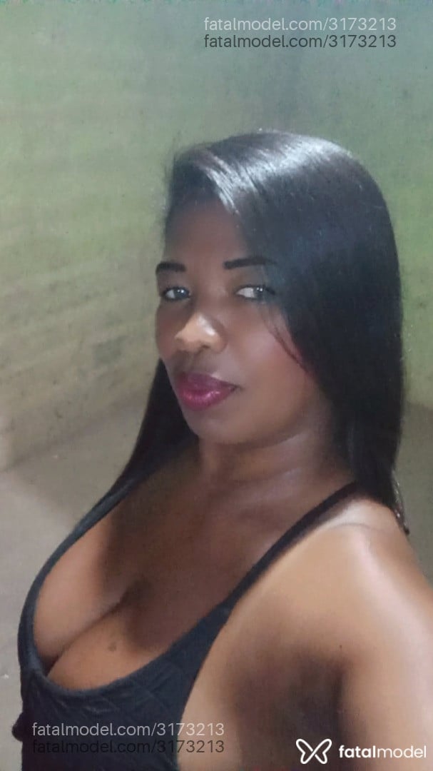 Acompanhante mulher com cabelo castanho de olhos castanhos em Bambuí - Priscilla