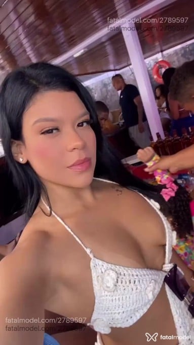 Acompanhante mulher ruiva (o) de olhos castanhos em Salvador - Melissa Flame