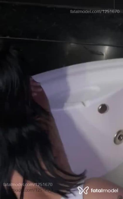 Acompanhante mulher morena (o) de olhos castanhos em Trindade - Morenaaaa
