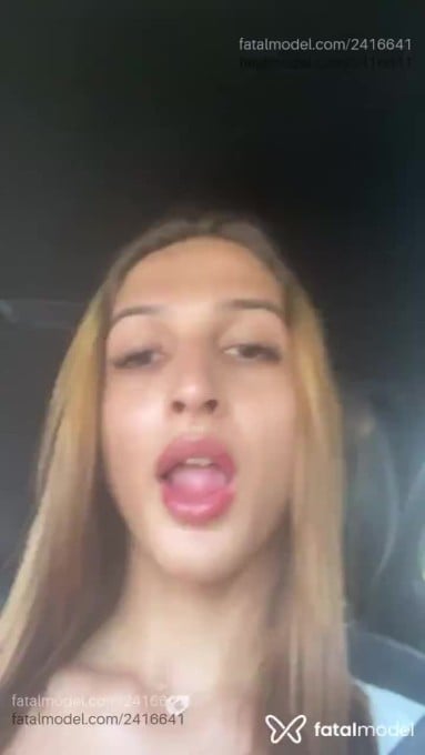 Acompanhante mulher trans loira (o) de olhos castanhos em São Paulo - Bella Cavalcante