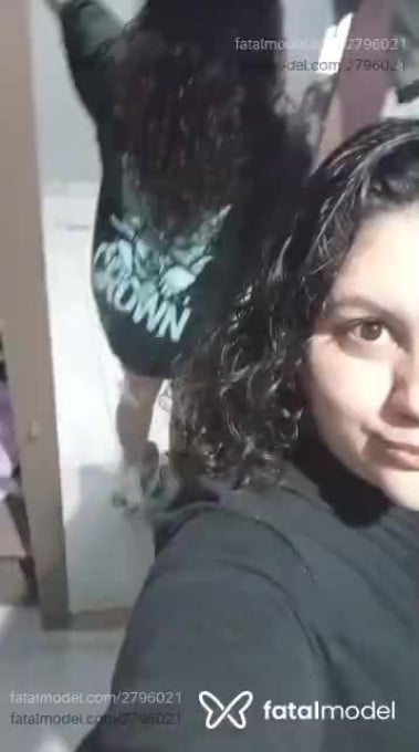 Acompanhante mulher morena (o) de olhos castanhos em Cascavel - Morena