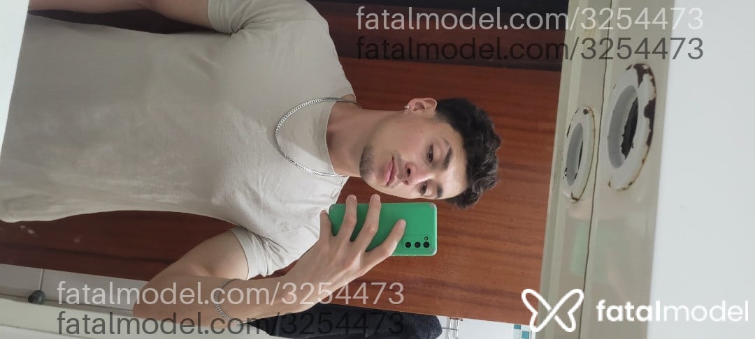 Acompanhante homem morena (o) de olhos castanhos em Votuporanga Acompanhante homem morena (o) de olhos castanhos em Votuporanga - Leonzin