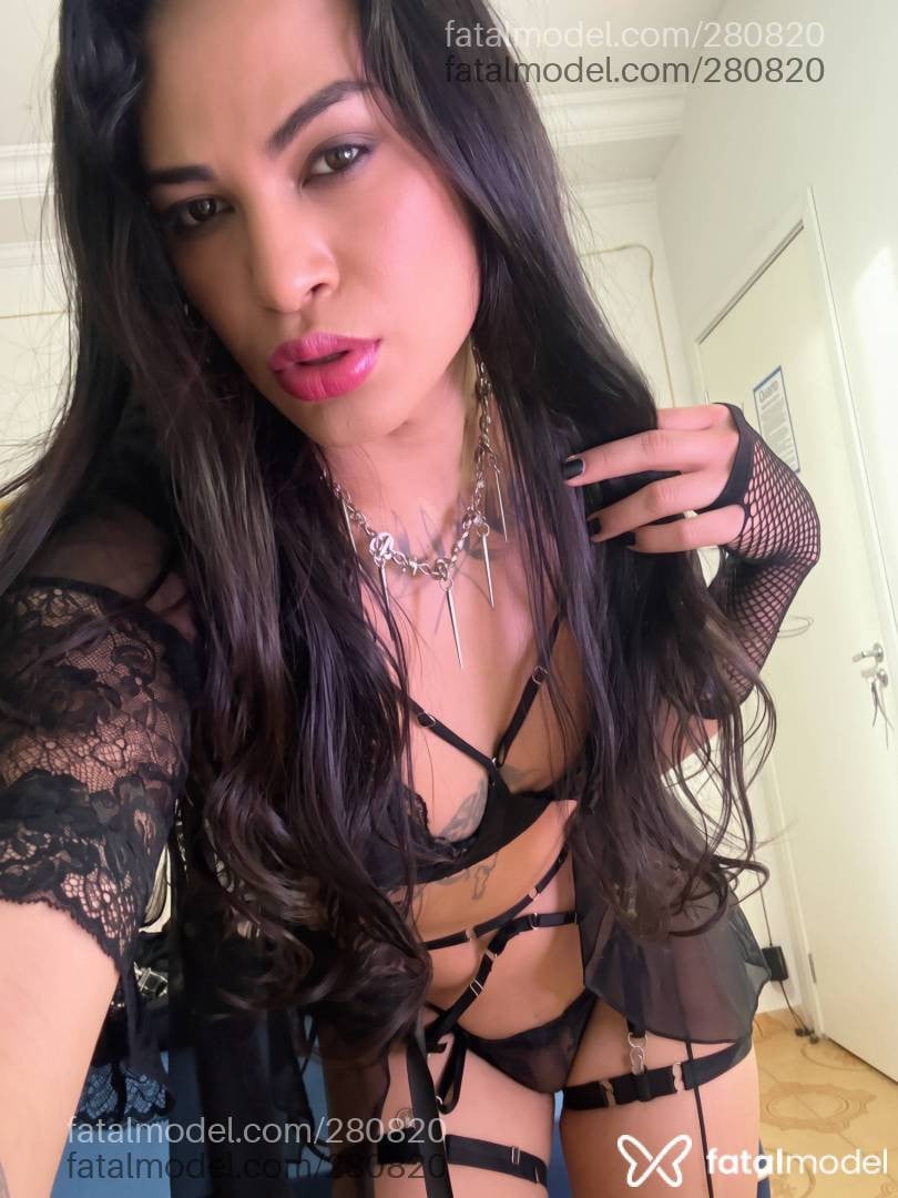 Acompanhante travesti com cabelo castanho de olhos castanhos - Rayssa Gabrielly