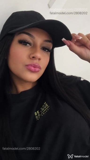 Acompanhante mulher morena (o) de olhos pretos em Aracruz - Maia