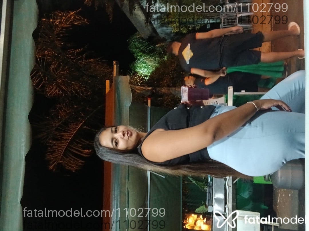 Acompanhante mulher com cabelo castanho de olhos castanhos em Sertãozinho Acompanhante mulher com cabelo castanho de olhos castanhos em Sertãozinho - Nicole Gonçalves