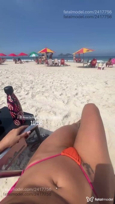Acompanhante mulher morena (o) de olhos castanhos em Rio de Janeiro - Vitória