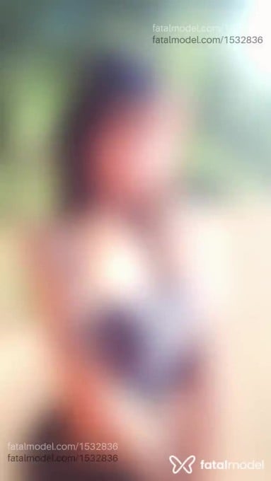 Acompanhante não-binário com cabelo castanho de olhos castanhos em Leme - Angelica