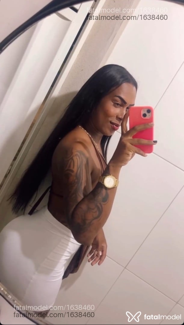 Acompanhante homem trans loira (o) de olhos castanhos em Alagoinhas - Débora Luiza