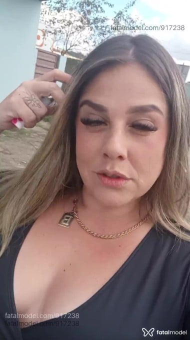 Acompanhante mulher loira (o) de olhos verdes em Imbituba Acompanhante mulher loira (o) de olhos verdes em Imbituba - Tiffany Campos