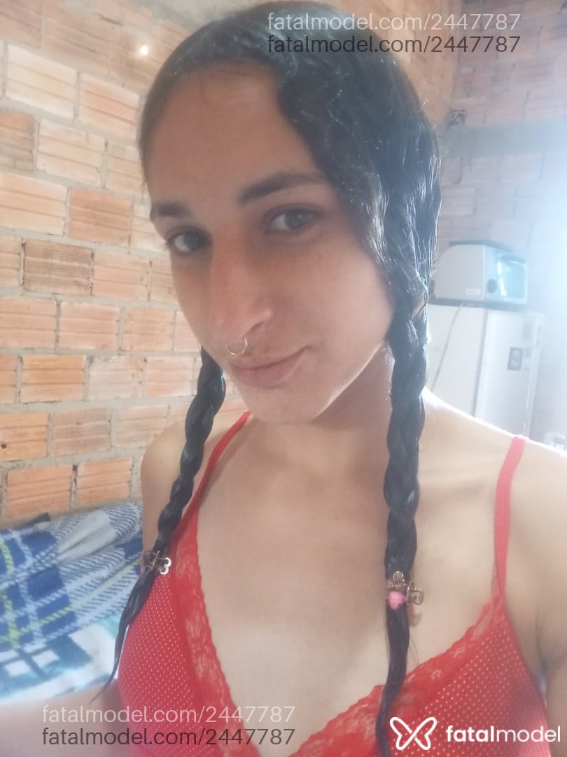Acompanhante mulher trans morena (o) de olhos castanhos em Capão da Canoa - Marilyn