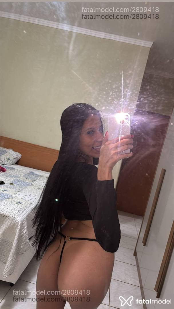 Acompanhante mulher morena (o) de olhos castanhos - Bruna