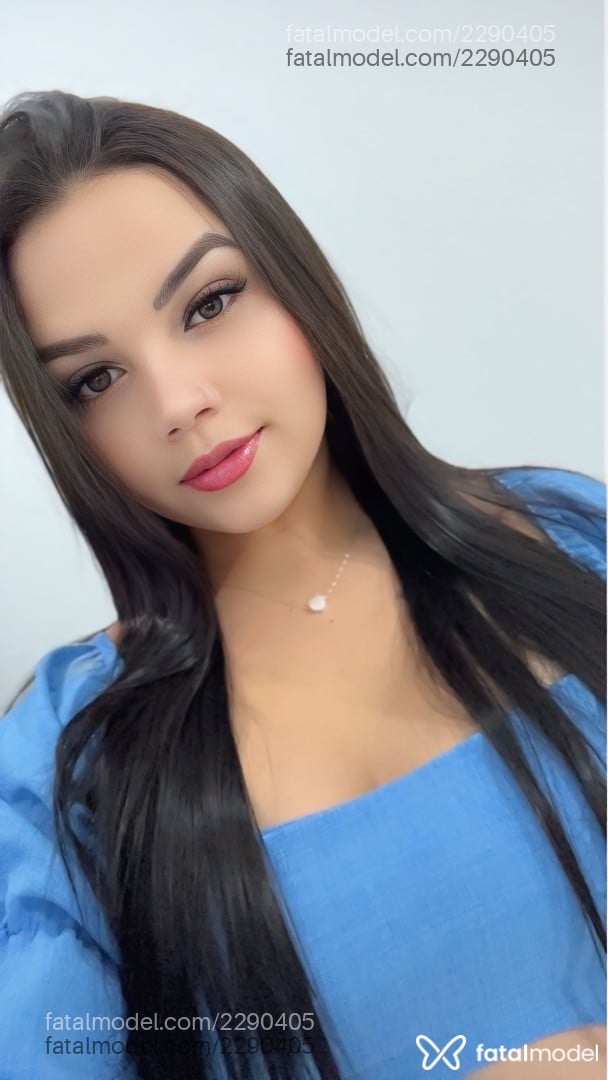 Acompanhante mulher com cabelo castanho de olhos castanhos em Guarapuava - Luiza Gabriela