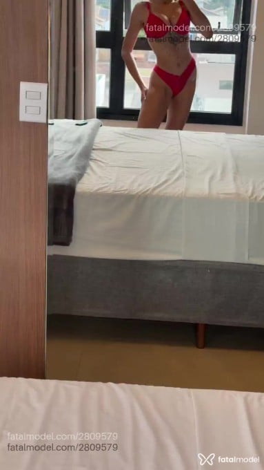 Acompanhante mulher com cabelo castanho de olhos verdes em Campo Grande Acompanhante mulher com cabelo castanho de olhos verdes em Campo Grande - Bella