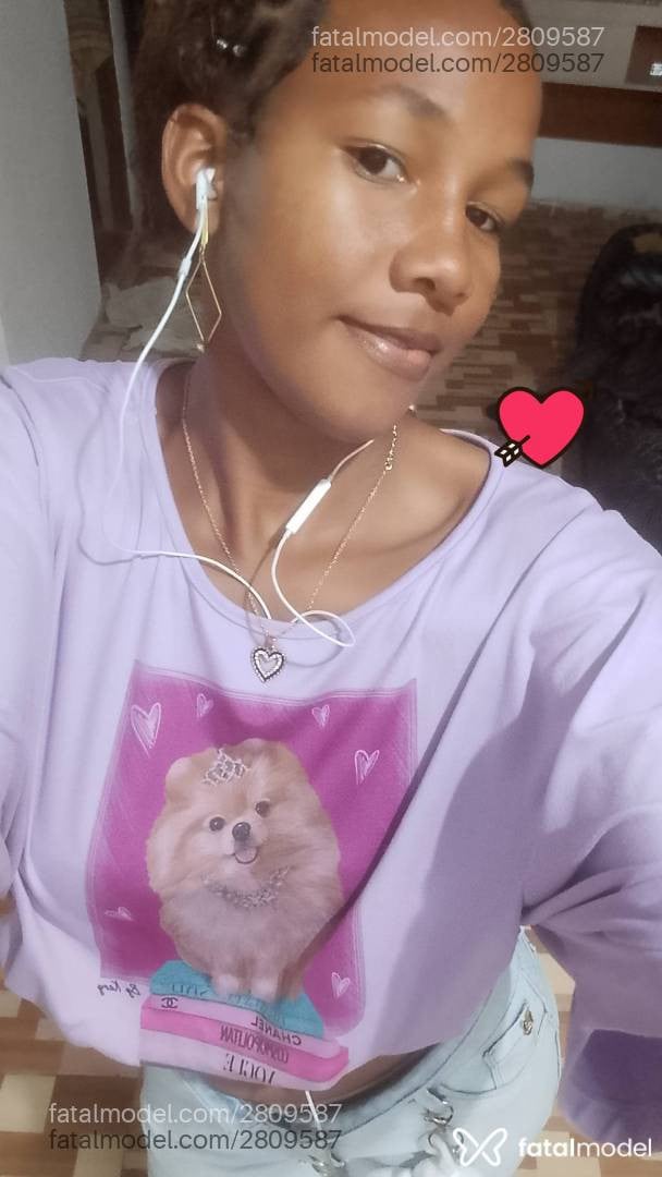 Acompanhante mulher com cabelo castanho de olhos castanhos em Cachoeiro de Itapemirim Acompanhante mulher com cabelo castanho de olhos castanhos em Cachoeiro de Itapemirim - Mirella