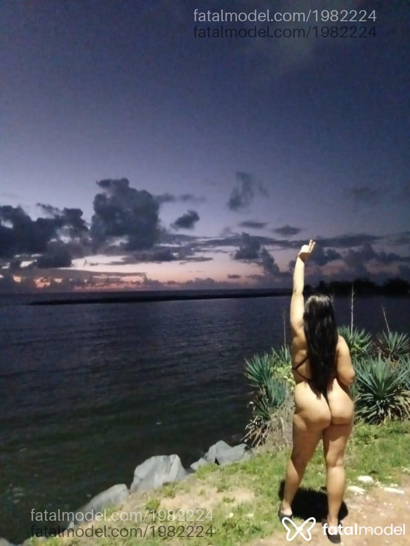 Acompanhante mulher morena (o) de olhos castanhos em Recife Acompanhante mulher morena (o) de olhos castanhos em Recife - Jessica