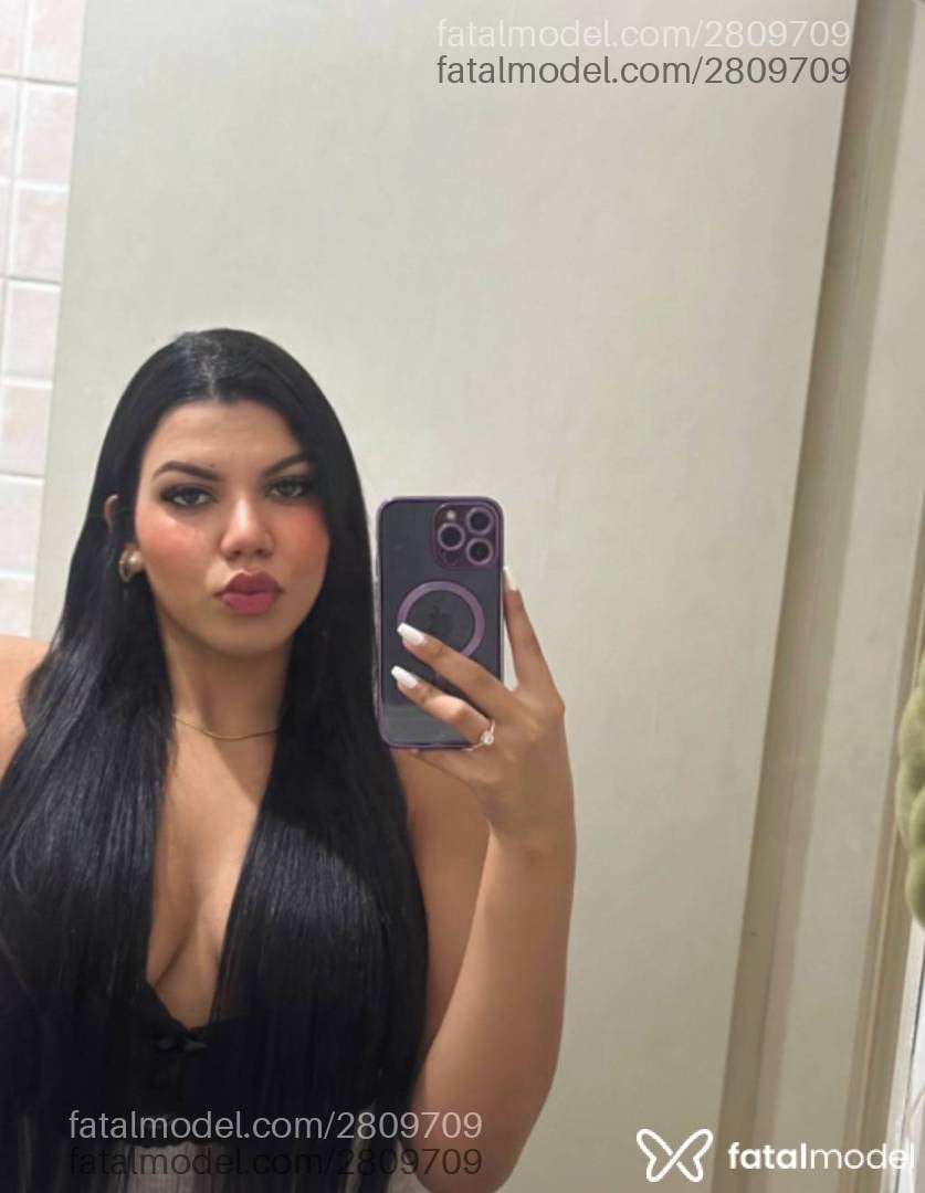 Acompanhante mulher morena (o) de olhos castanhos - Larissa Lopes