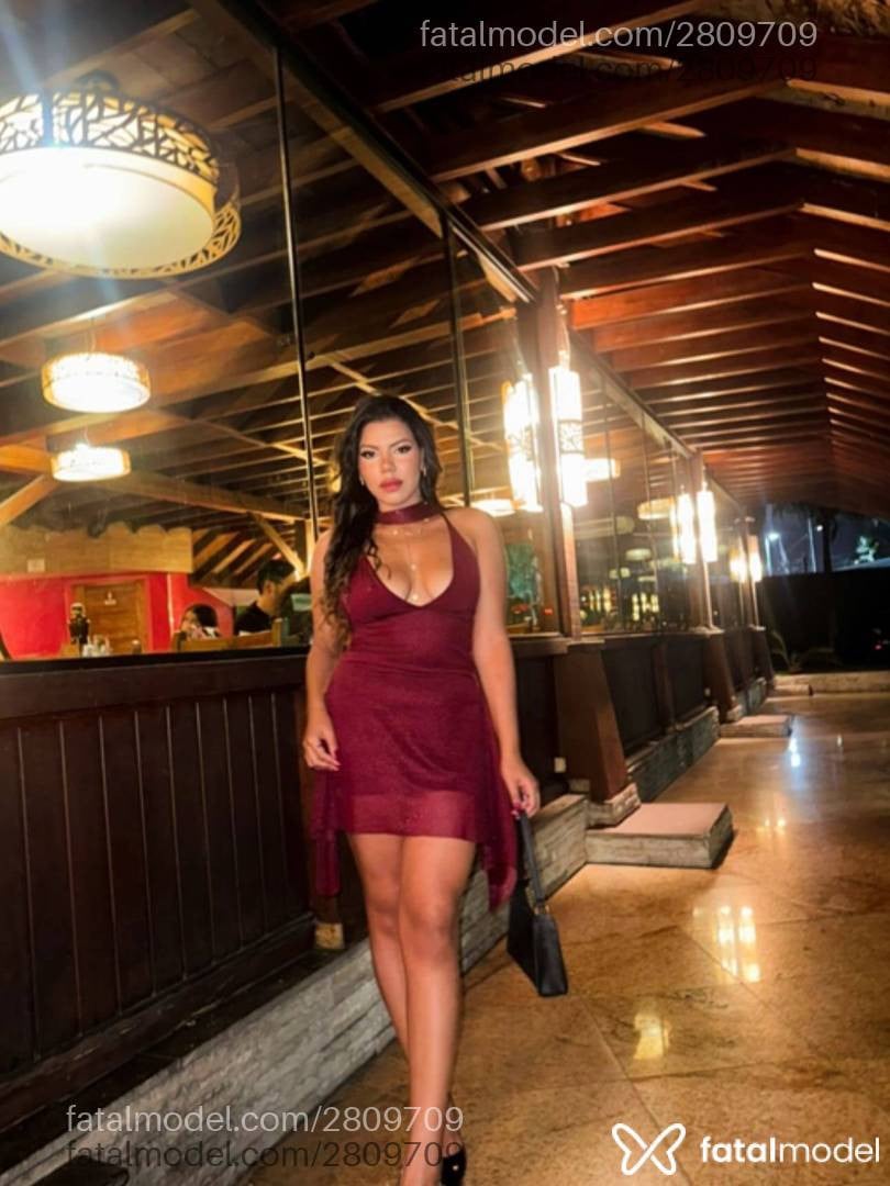 Acompanhante mulher morena (o) de olhos castanhos - Larissa Lopes