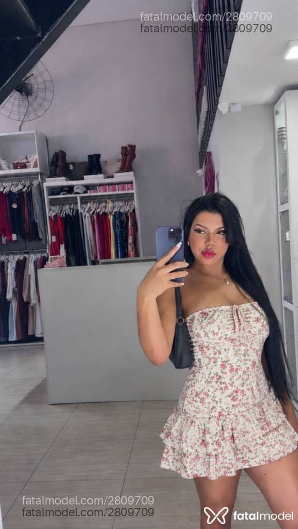 Acompanhante mulher morena (o) de olhos castanhos - Larissa Lopes