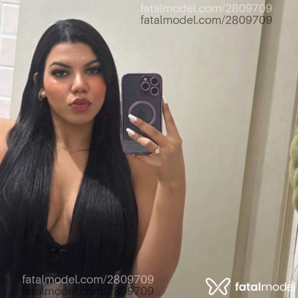 Acompanhante mulher morena (o) de olhos castanhos - Larissa Lopes
