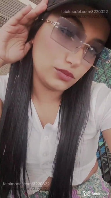 Acompanhante mulher morena (o) de olhos castanhos em Goiânia - Carol