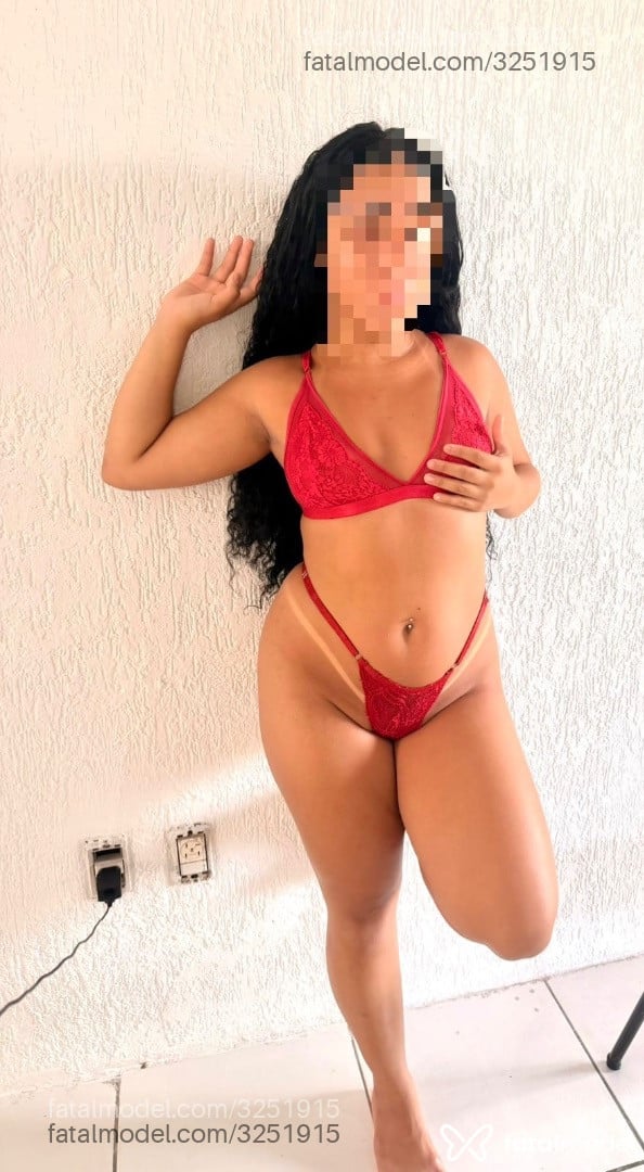 Acompanhante mulher morena (o) de olhos castanhos em Lauro de Freitas - Vanessa