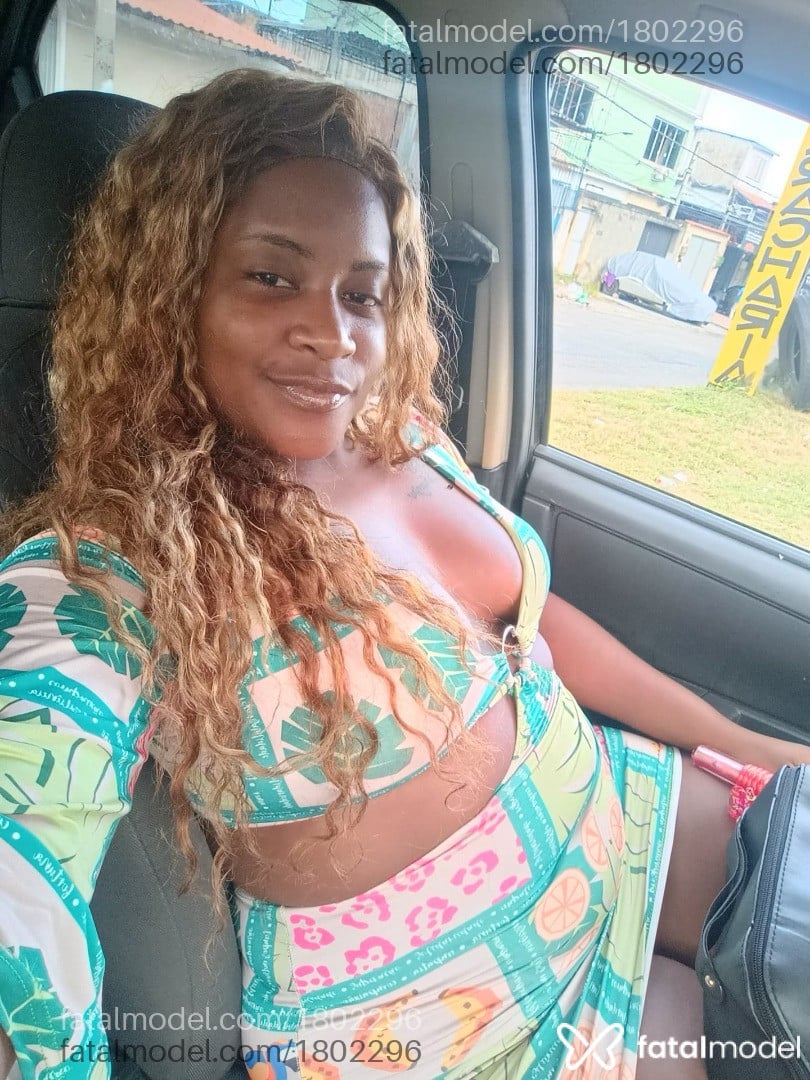 Acompanhante mulher loira (o) de olhos pretos em Rio de Janeiro - Preta