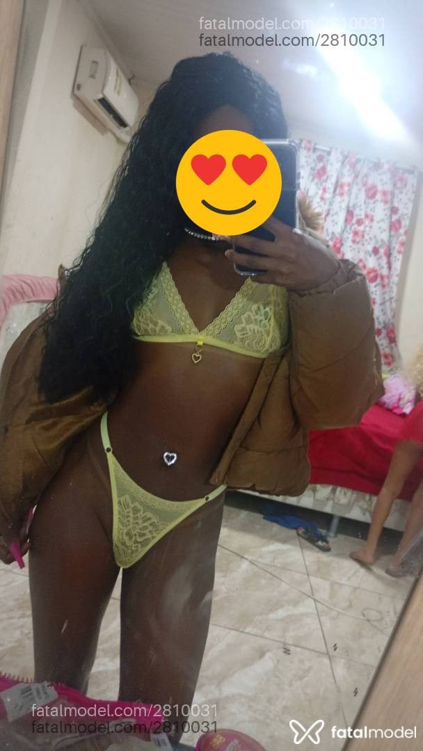 Acompanhante mulher morena (o) de olhos pretos em Macaé - Tiffany Santos