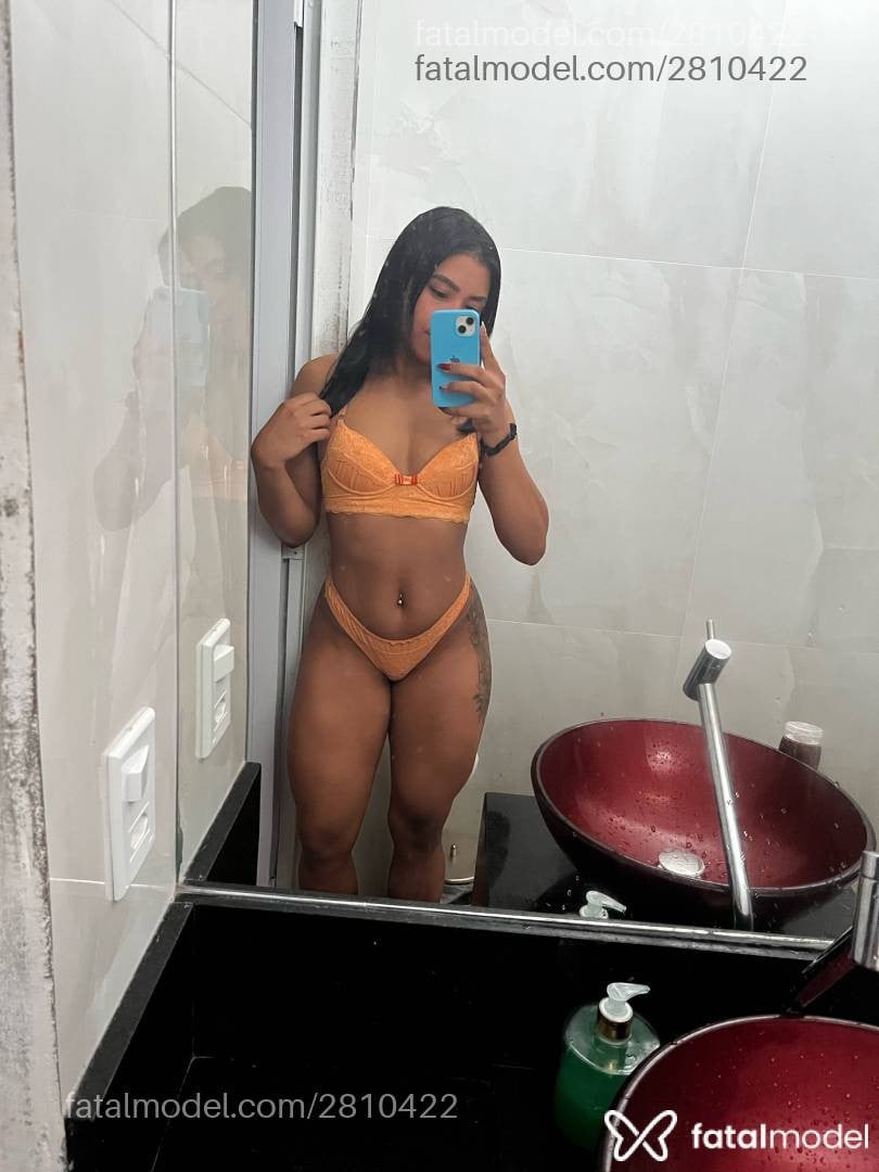 Acompanhante mulher morena (o) de olhos castanhos em Querência - Aylla Sophia