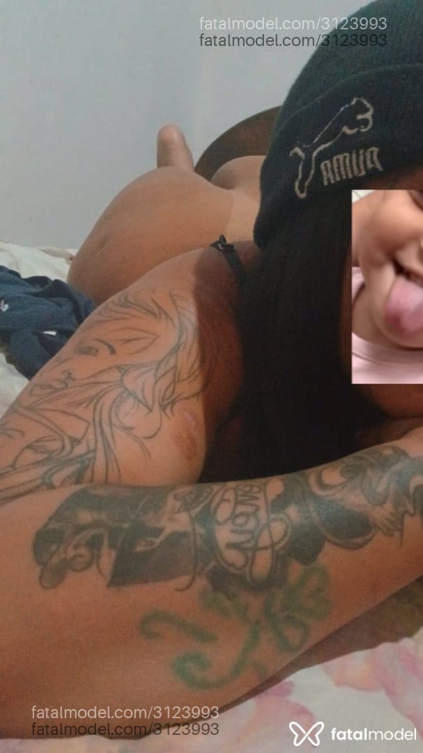 Acompanhante mulher morena (o) de olhos castanhos em Varginha - Camila