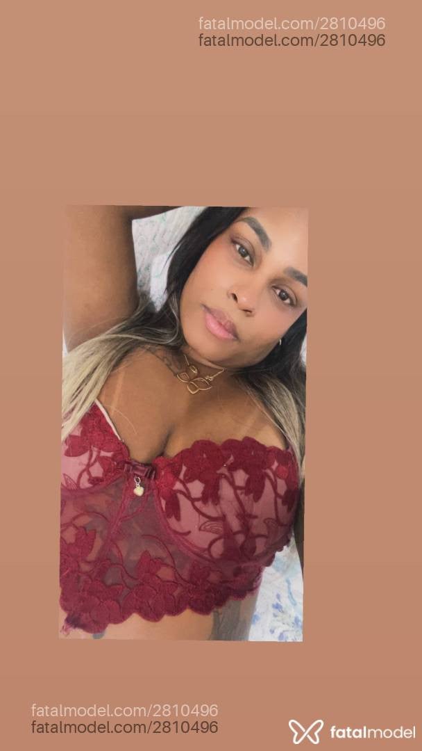 Acompanhante mulher morena (o) de olhos pretos - Brenda Lima