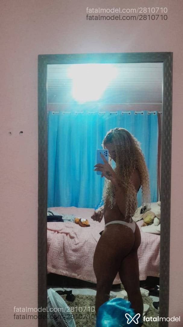 Acompanhante mulher trans morena (o) de olhos pretos em Balneário Camboriú - Bruna