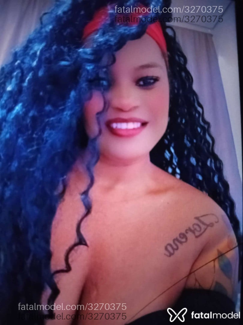 Acompanhante mulher morena (o) de olhos mel em Jacareí Acompanhante mulher morena (o) de olhos mel em Jacareí - Letícia