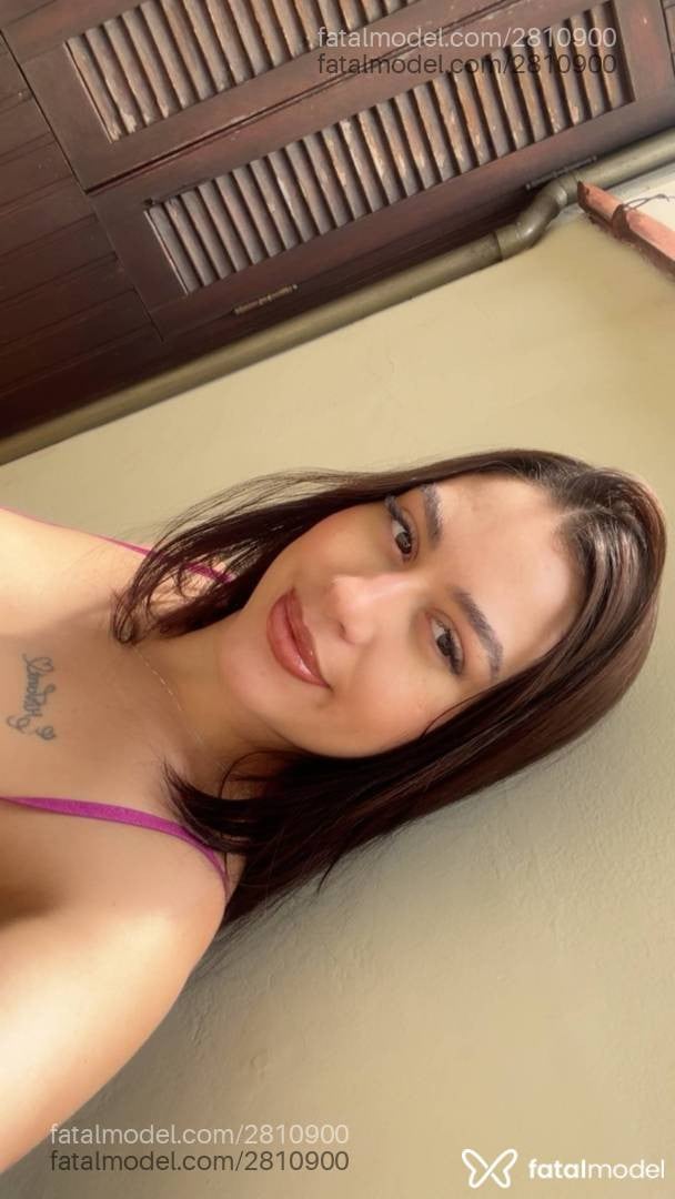 Acompanhante mulher com cabelo castanho de olhos pretos - Bella Matarazzo