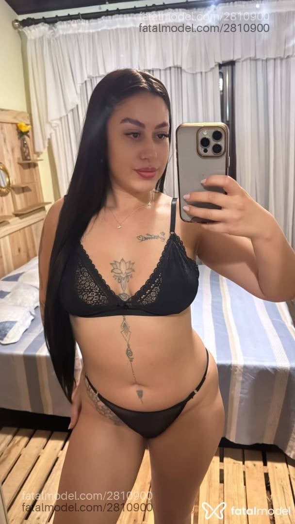Acompanhante mulher com cabelo castanho de olhos pretos - Bella Matarazzo