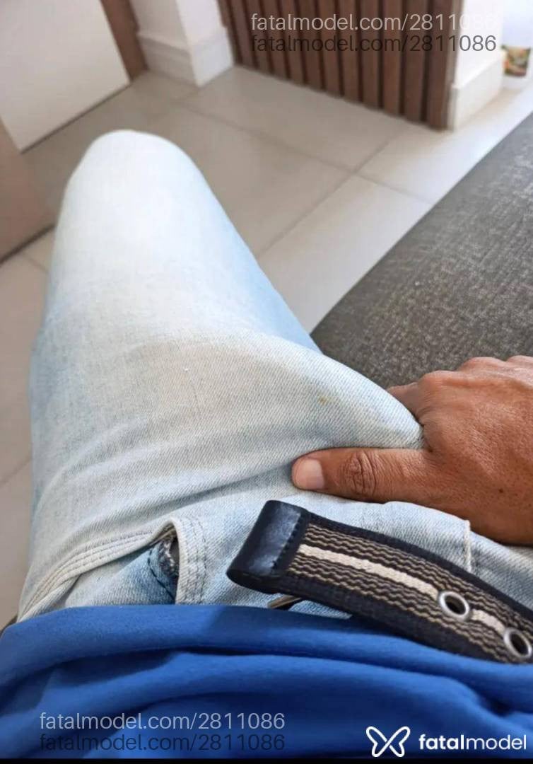 Acompanhante homem com cabelo castanho de olhos castanhos em Lajeado Acompanhante homem com cabelo castanho de olhos castanhos em Lajeado - Tatuadosigilo