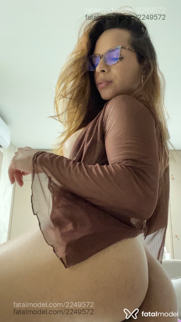 Acompanhante mulher trans loira (o) de olhos pretos em Brasília Acompanhante mulher trans loira (o) de olhos pretos em Brasília - Kiara Lemos