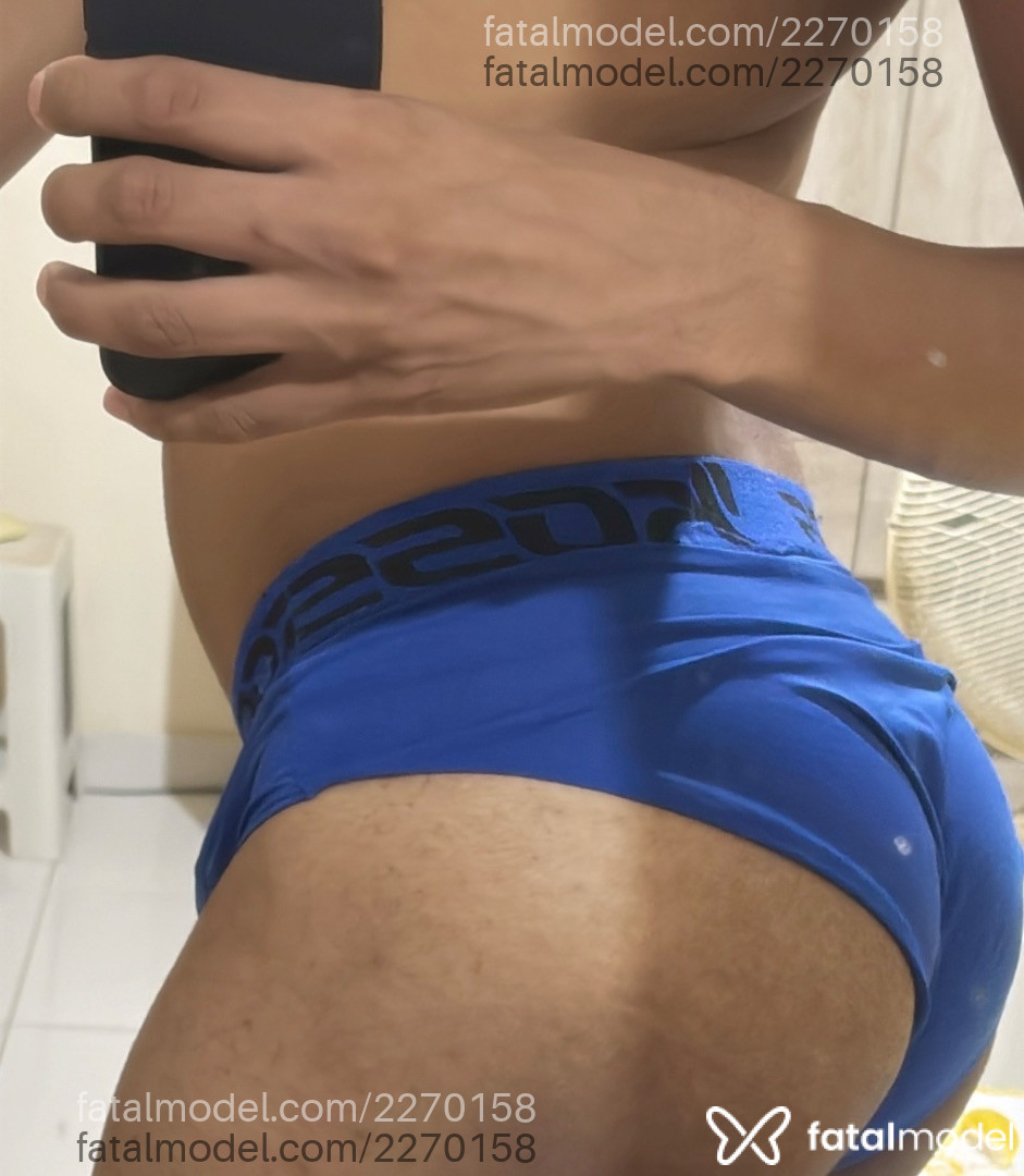 Acompanhante homem morena (o) de olhos pretos - Gael Montevago Acompanhante homem morena (o) de olhos pretos - Gael Montevago