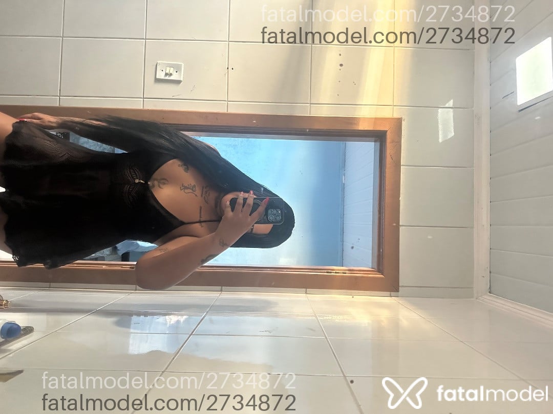 Acompanhante mulher morena (o) de olhos pretos em Vila Velha - Mel Lisboa