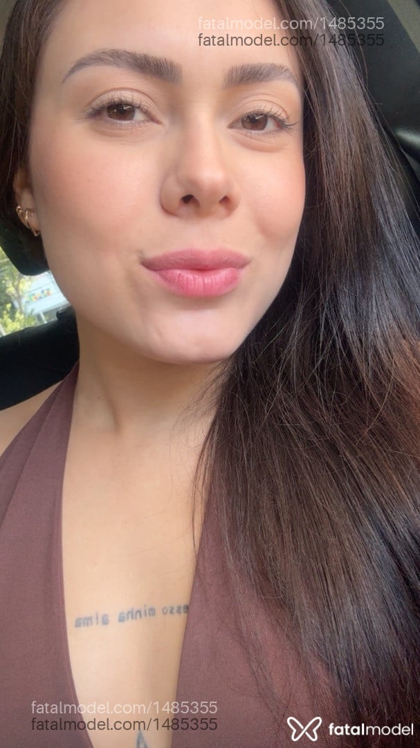 Acompanhante mulher morena (o) de olhos castanhos - Milena Alcântara