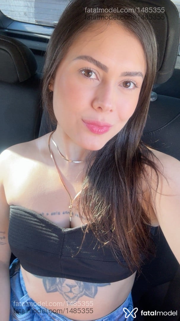 Acompanhante mulher morena (o) de olhos castanhos - Milena Alcântara