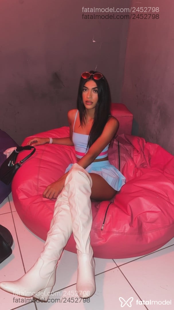 Acompanhante mulher trans morena (o) de olhos pretos em Fortaleza Acompanhante mulher trans morena (o) de olhos pretos em Fortaleza - Ayla Ranache