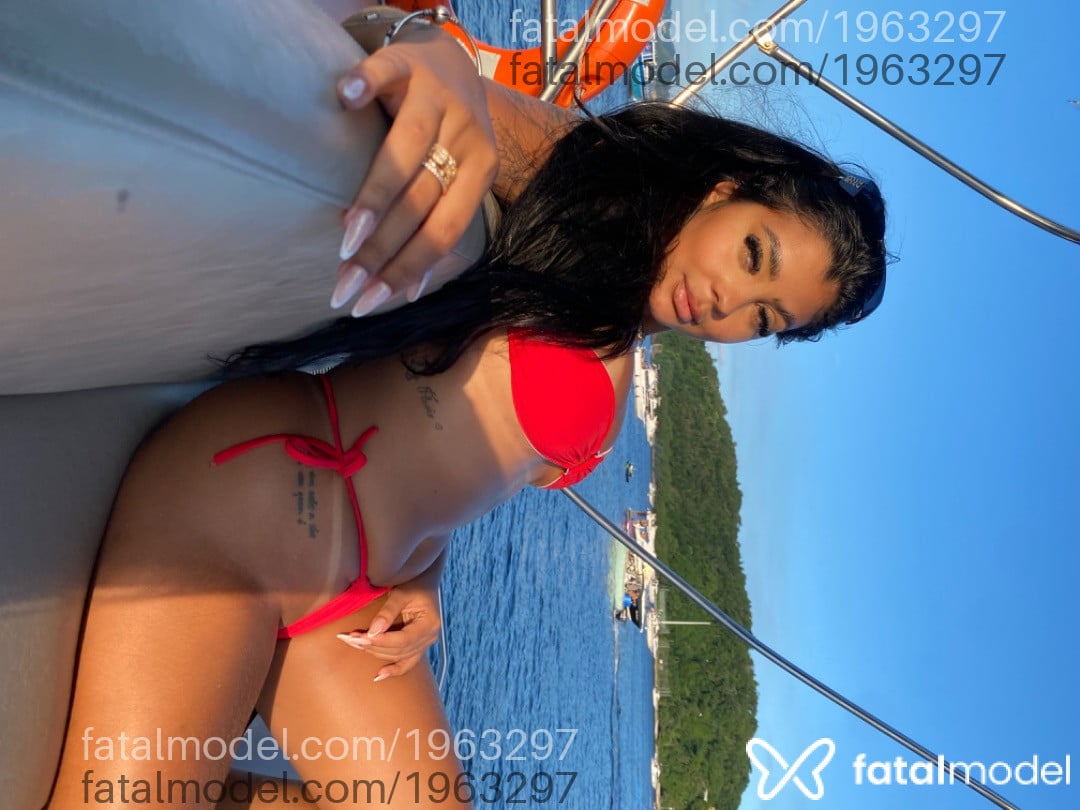 Acompanhante mulher morena (o) de olhos pretos em São Paulo - Thaina Oliveira