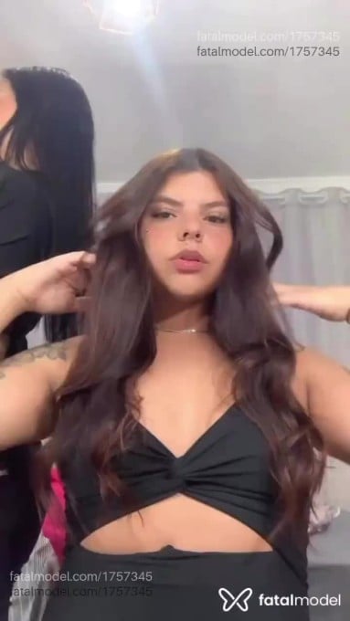 Acompanhante mulher trans com cabelo castanho de olhos castanhos em Virtual - Bella Sofia