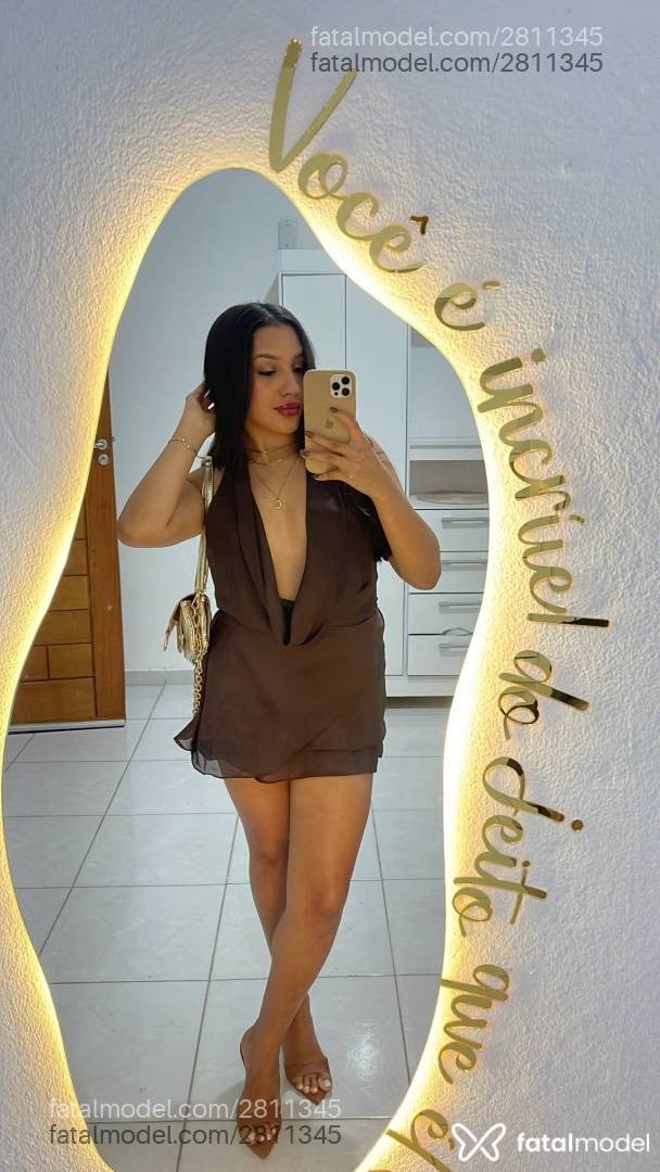 Acompanhante mulher com cabelo castanho de olhos pretos em São Paulo - Ana Suesz