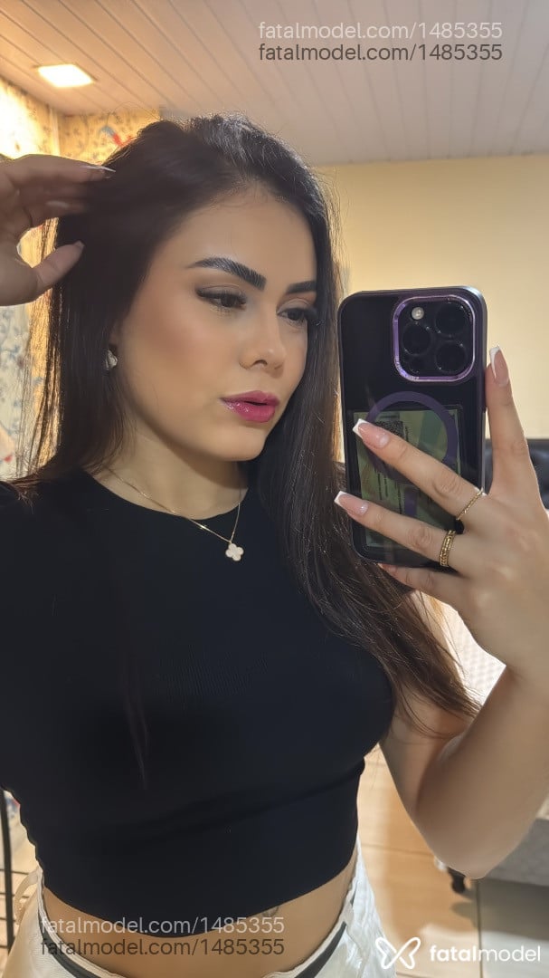 Acompanhante mulher morena (o) de olhos castanhos - Milena Alcântara Acompanhante mulher morena (o) de olhos castanhos - Milena Alcântara